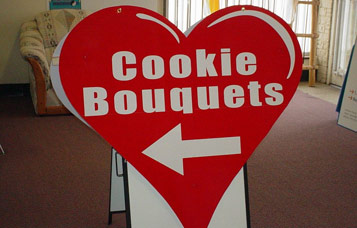 Cut-To-Shape Signs - Heart